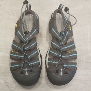 💕KEEN💕 Newport H2 Closed Toe Water Shoe 8.5